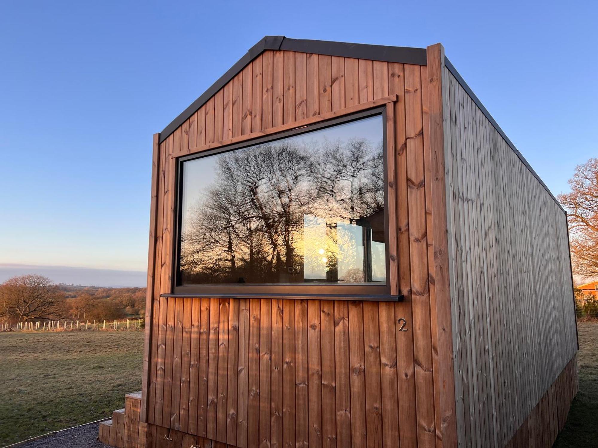 Beautiful Cabins In Herefordshire Countryside Екстериор снимка